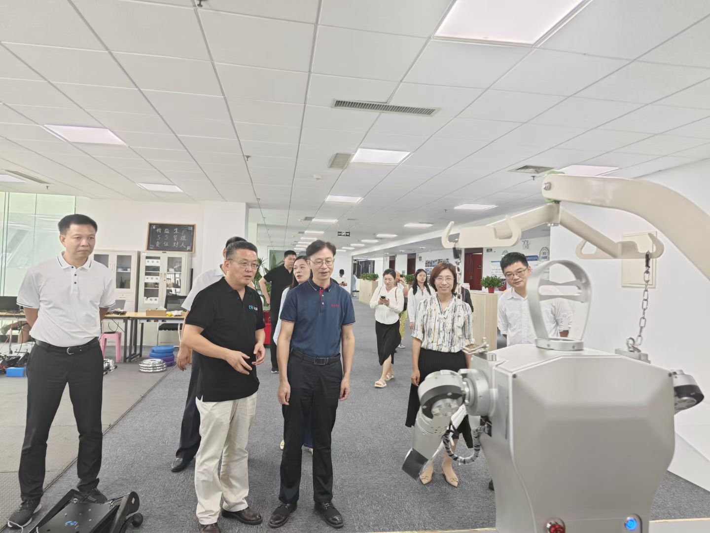 廣東佛山市政協副主席唐冬生等領導一行蒞臨優寶特調研